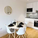 Superb Luxury 1Bed Apartment